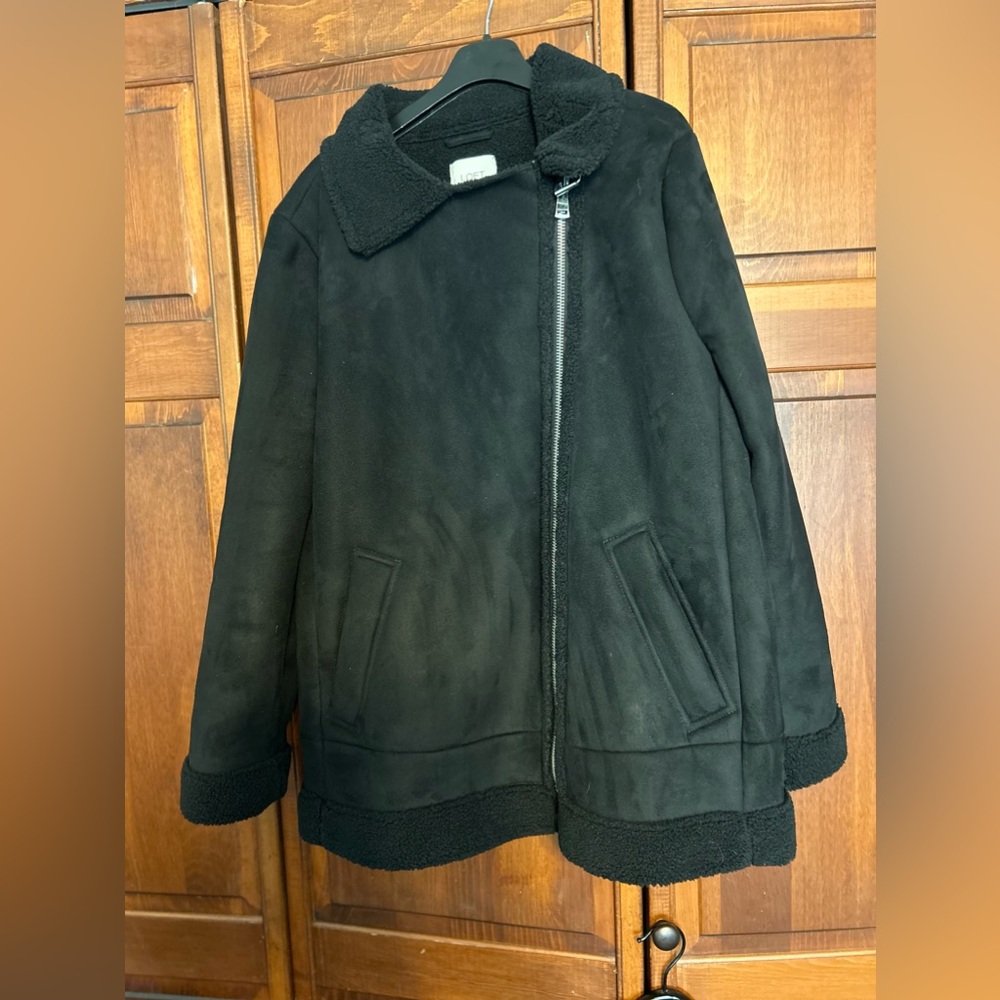 Loft women’s winter jacket size XL black off center zipper waist neck bu…
